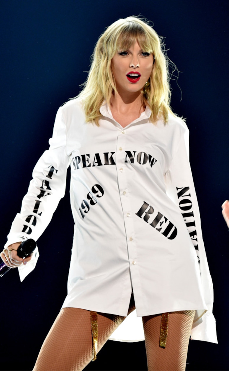 Photos from Taylor Swift's 2019 American Music Awards Easter Eggs - E